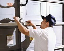 Garage Door Solution Service Minneapolis, MN 612-886-3177 - rep-gdr-16m